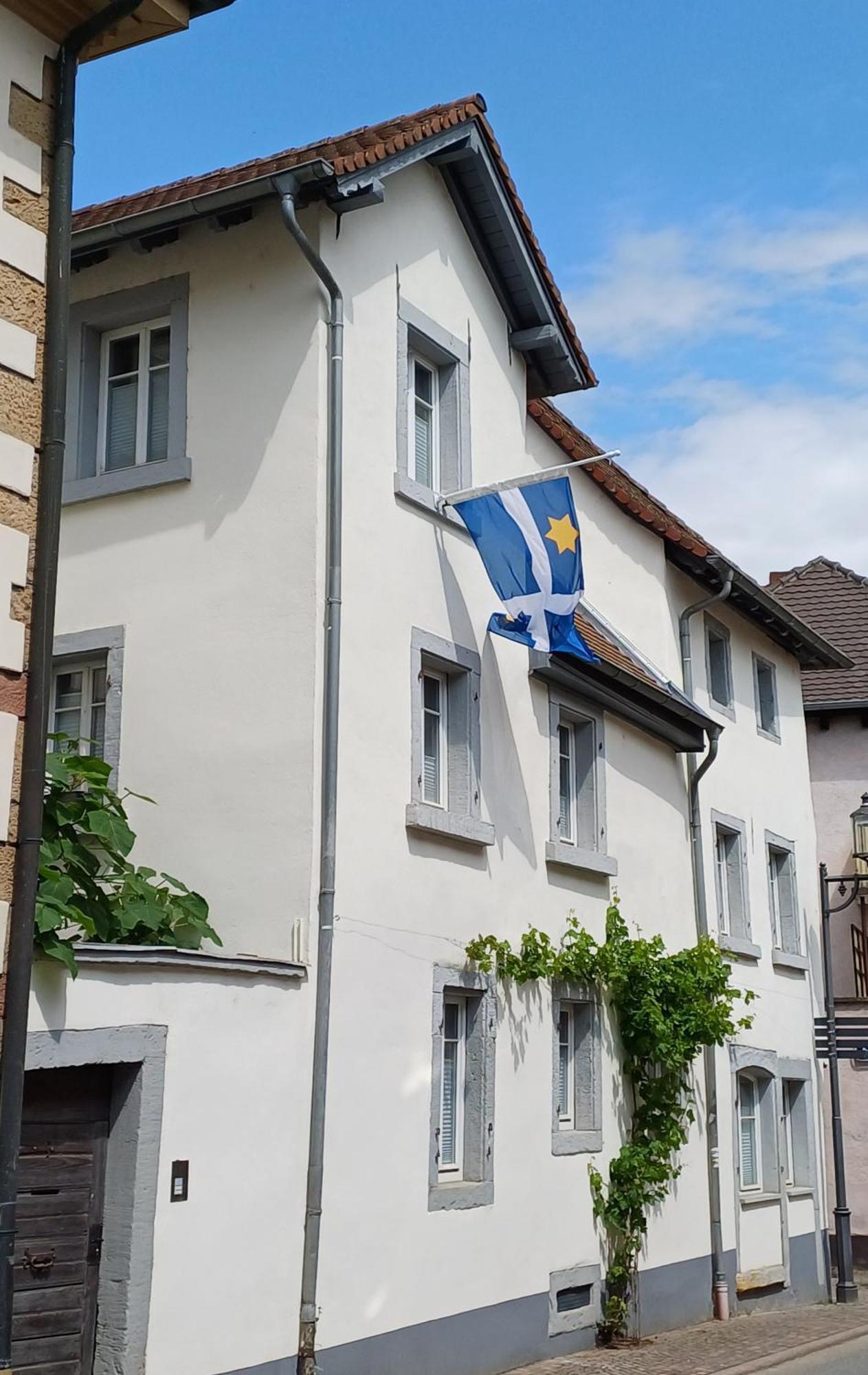 Townhouse 1 *